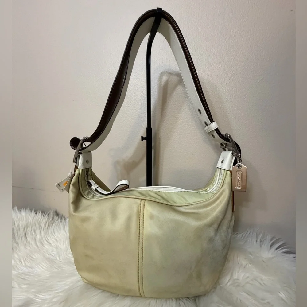 Vintage Coach Two-Tone Cream and Brown Shoulder Bag#6256